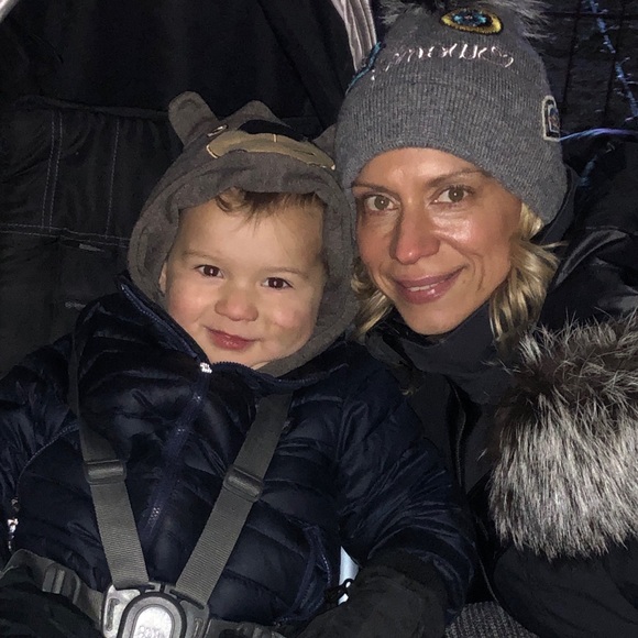 Meet your Posher, Amanda - Picture 2 of 4